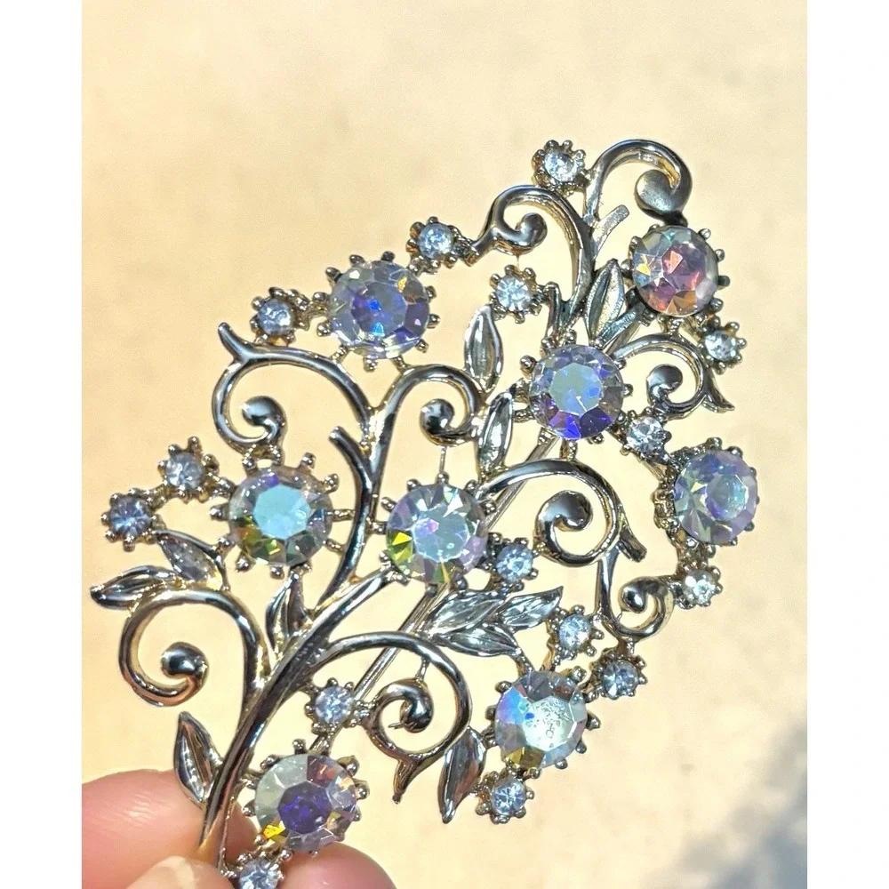Vintage Coro ‎ AB Brooch